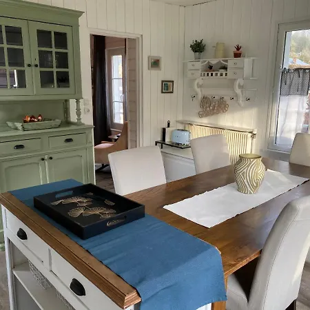 Familial Avec Jardin - 200m De La